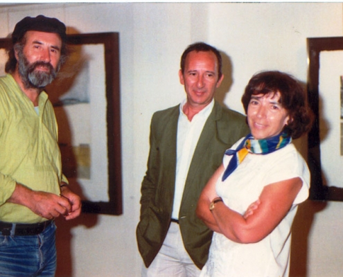 Enrique Gran con los pintores Amalia Avia y Lucio Muñoz. Amigos y compañeros.